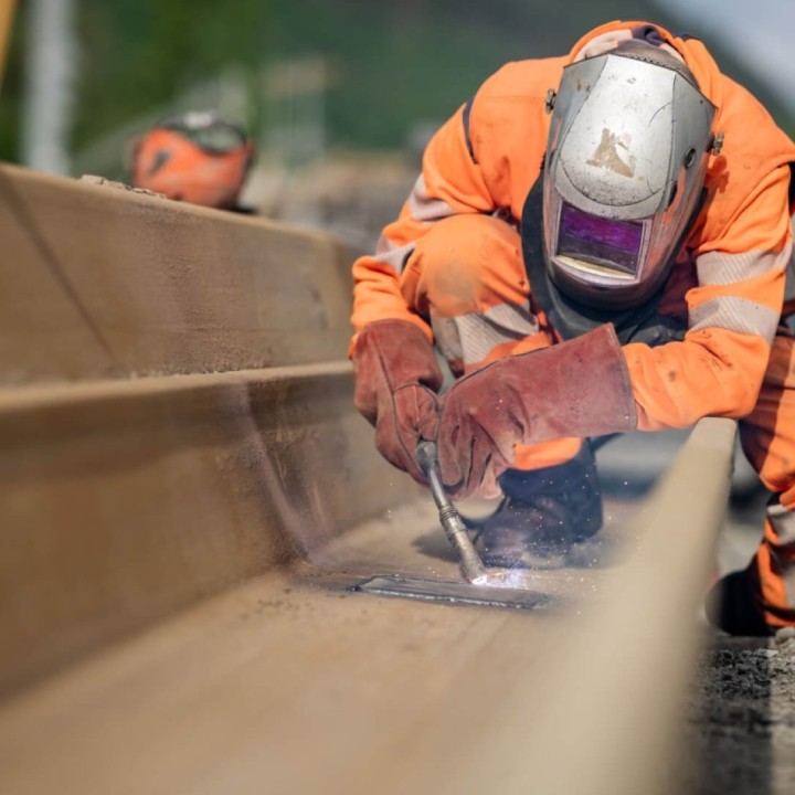 2023 Spezialtiefbau Spundwaende Raron 9 ScaleWidthWzE1MDBd  FocusFillWyIwLjAwIiwiMC4wMCIsMTkwMCwxMDY5XQ