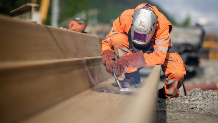 2023 Spezialtiefbau Spundwaende Raron 9  ScaleWidthWzE1MDBd
