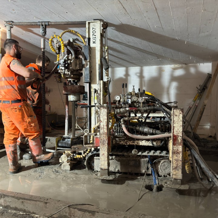 Beschränkte Platzverhältnisse (Mini Kellerbohrgerät)