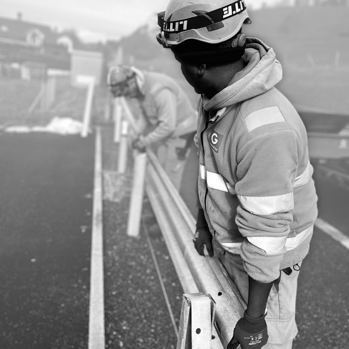 IMG 5593 1 1200x1200